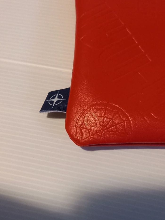 Sacoche spiderman united airline - photo numéro 2