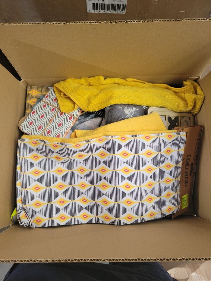 Box mystere liquidation de stock NEUF à-90% Produit bébé 🚼 - photo numéro 6