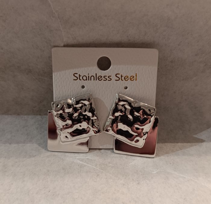 Boucle d'oreille acier bellissima