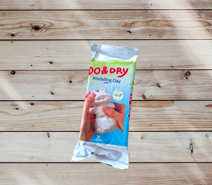 Pâte à modeler durcissante neuve