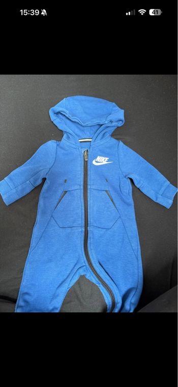 Combinaison Nike 