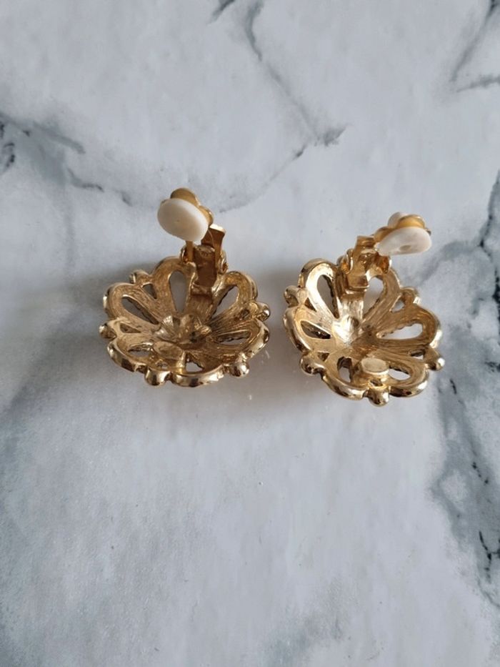 Paire de boucle d'oreille doré a clips vintage - photo numéro 11