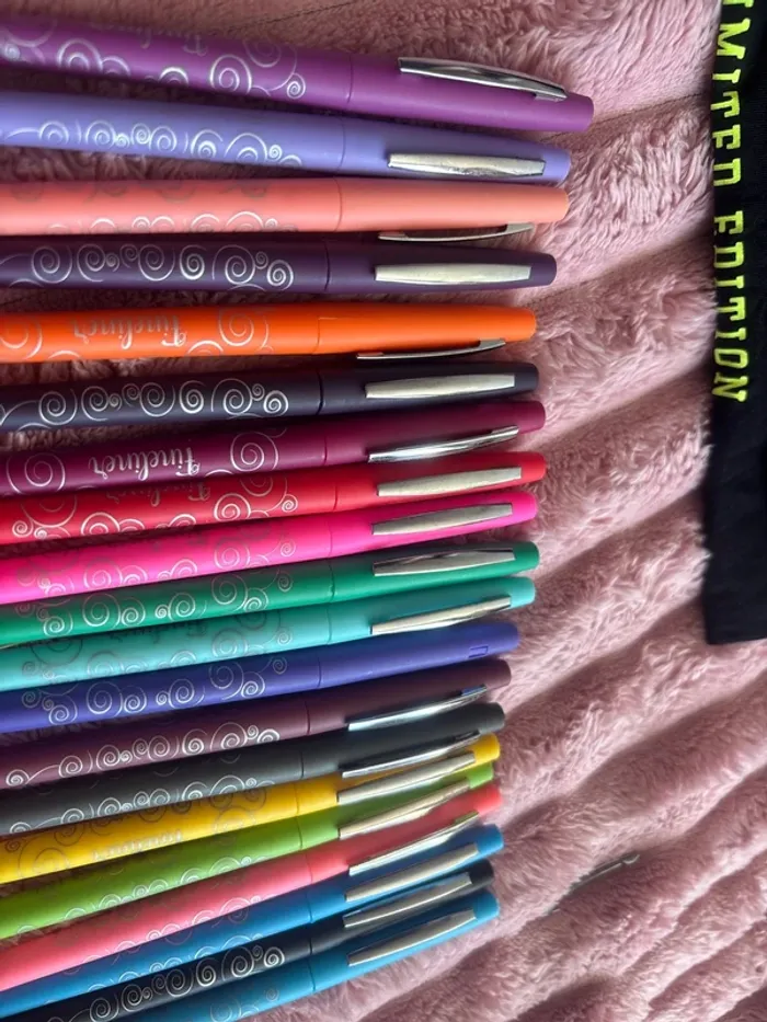 Crayon pointe fine - photo numéro 2