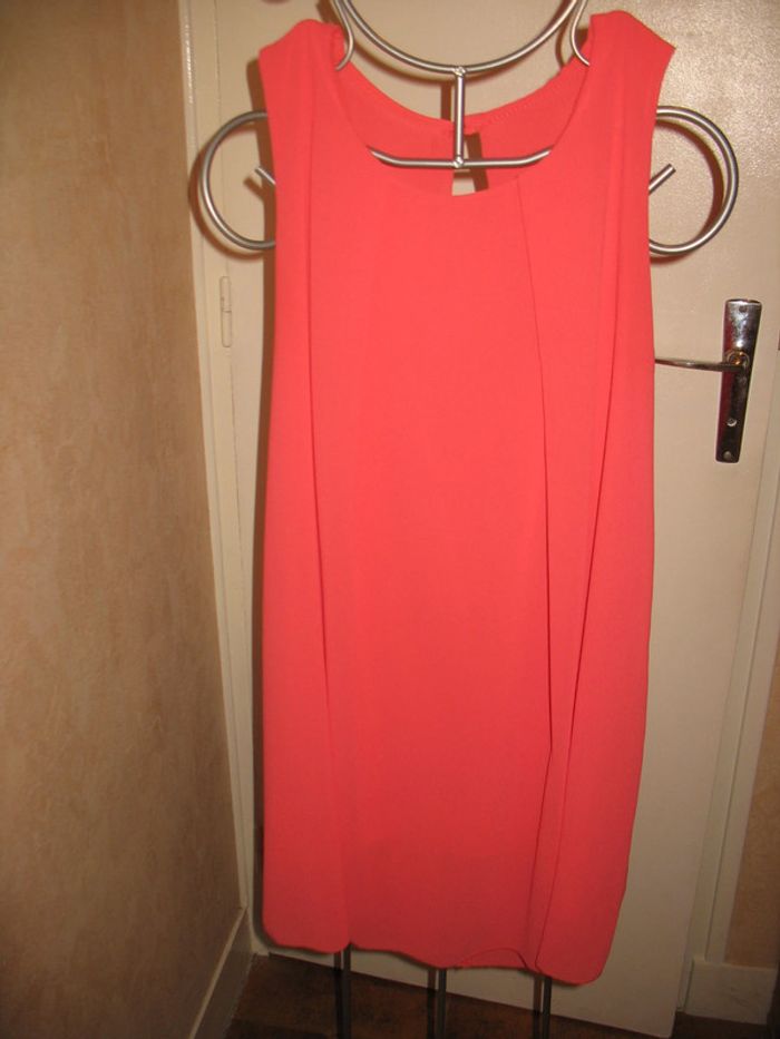 ROBE COURTE SM CORAIL - TAILLE 40 - n°06 - photo numéro 3