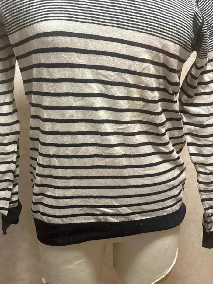 Pull taille 38 marque tout simplement - photo numéro 3