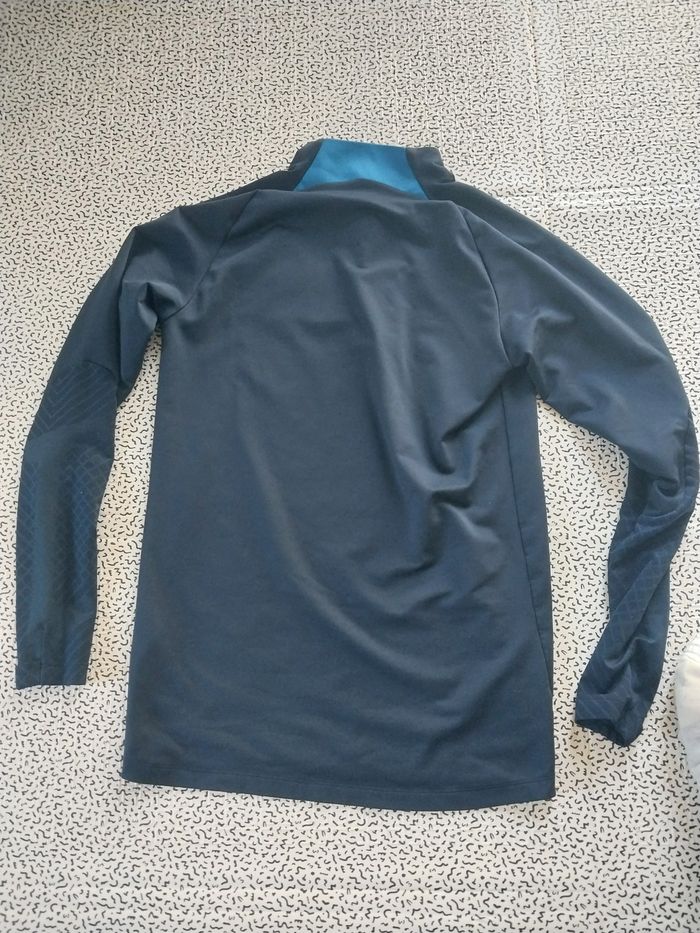 Haut d’entraînement FC Barcelona – Nike Dri-Fit – Taille S - photo numéro 6