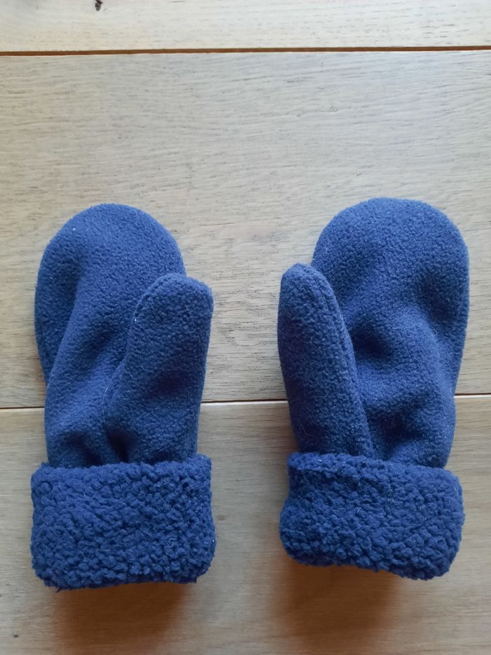 Moufles Okaïdi neuves - photo numéro 2