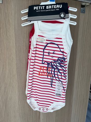 Lot de 3 bodies été fille à bretelles Petit Bateau 9 mois Neufs
