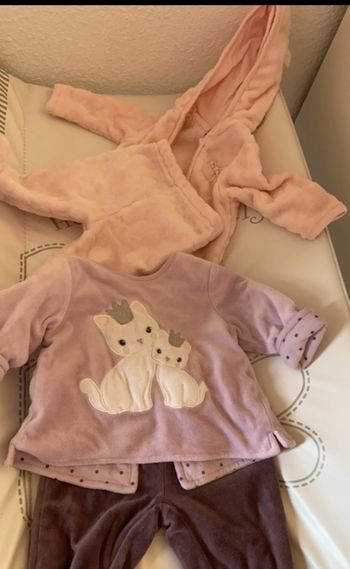 Lot vêtement bébé fille