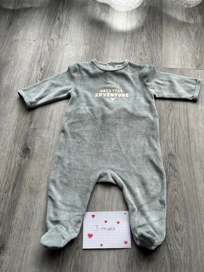 Lot pyjama taille 3 mois. - photo numéro 8