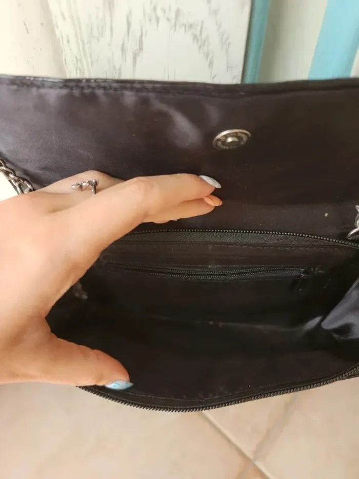 Sac bandoulière chaine similicuir brillant - photo numéro 3