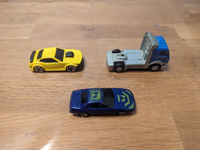 Lot 98 de 3 petites voitures - photo numéro 5