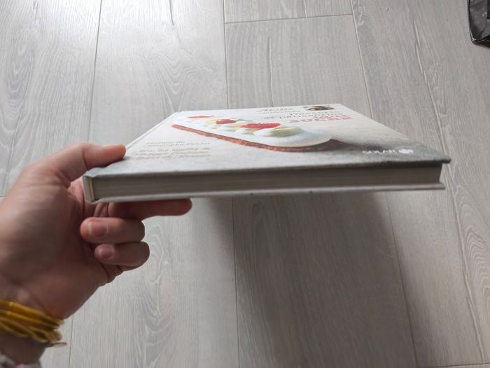 Livre "desserts et pâtisseries sans sucre" par Anissa du Meilleur Pâtissier - photo numéro 6