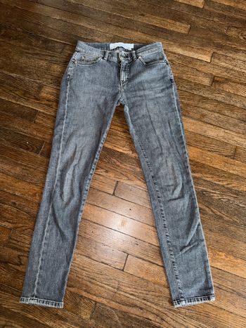 Jeans iro Taille 24 us  Valeur 255 euros