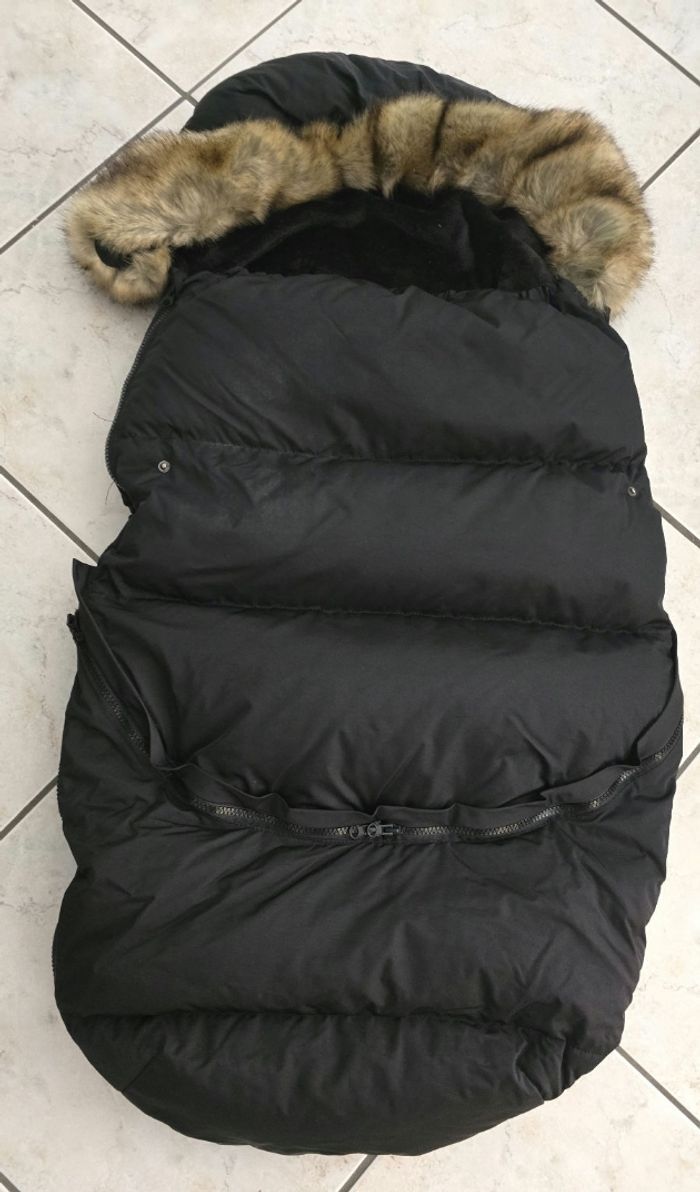 🤩🥰😍( Neufs non servis) ensemble: chanceliere évolutive 0/6ans et gants  spécial poussette  (ferme)😍🤩🥰