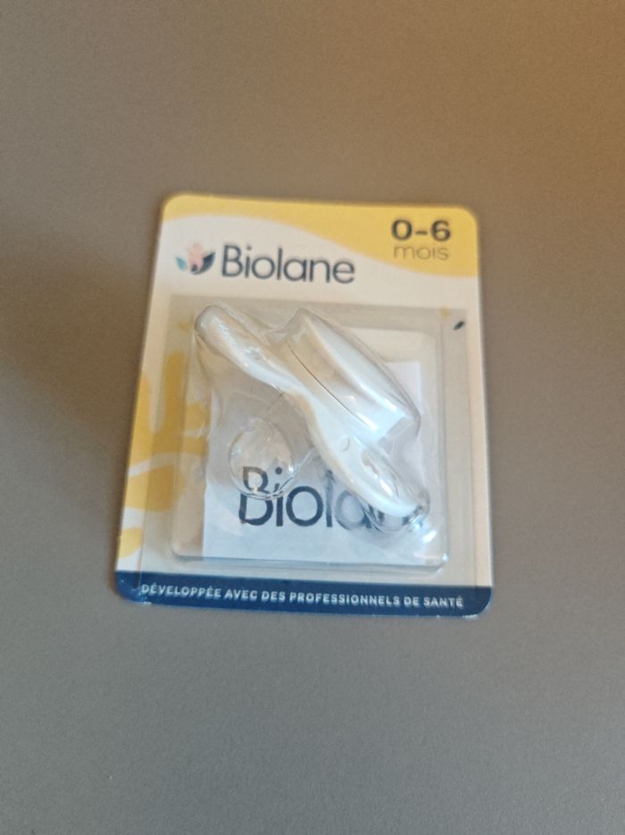 Tétine biolane 0-6mois - photo numéro 1