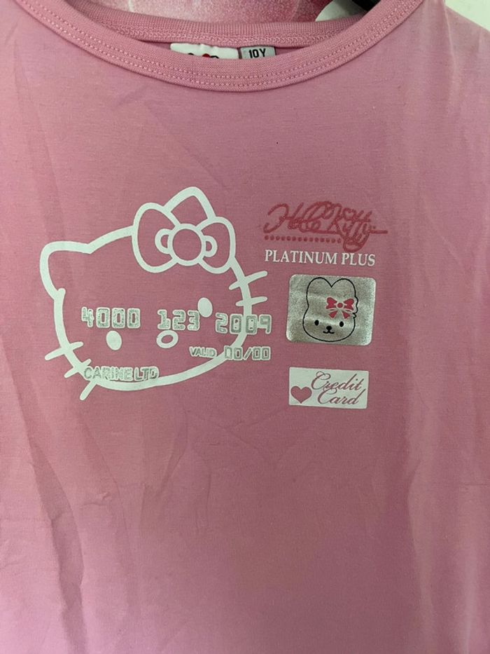 Débardeur rose, Hello Kitty avec détails pailletées 10 - photo numéro 2