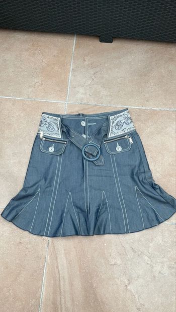 Jupe plissée en jean M neuve n°49)