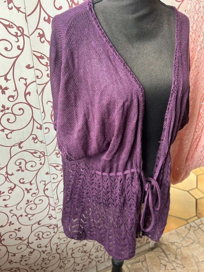 Gilet vintage en dentelle violet – Kiabi – Taille 42 - photo numéro 2