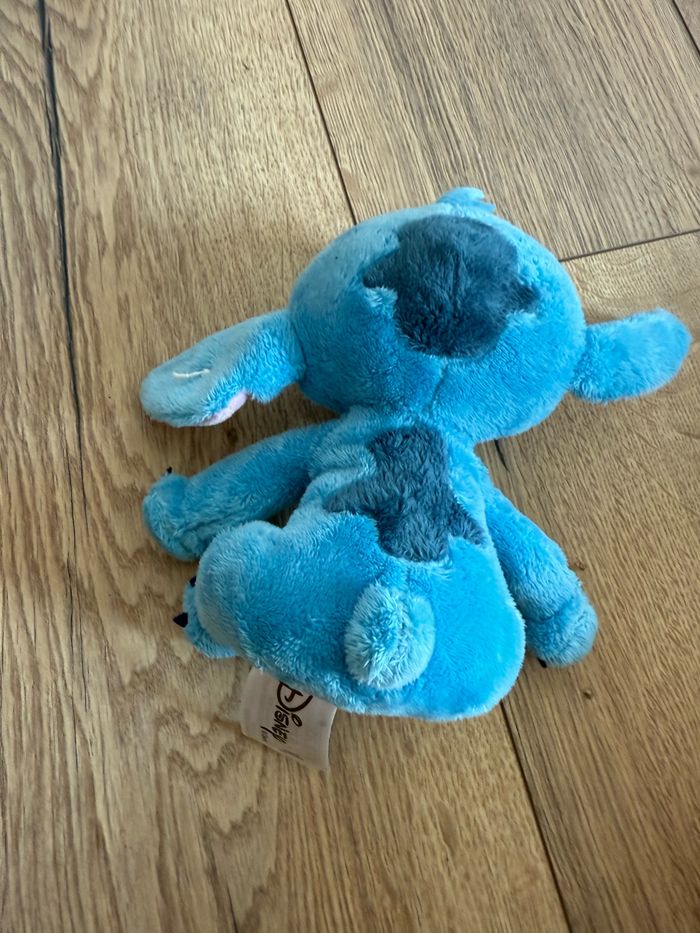 Petite peluche stitch Disney - photo numéro 2