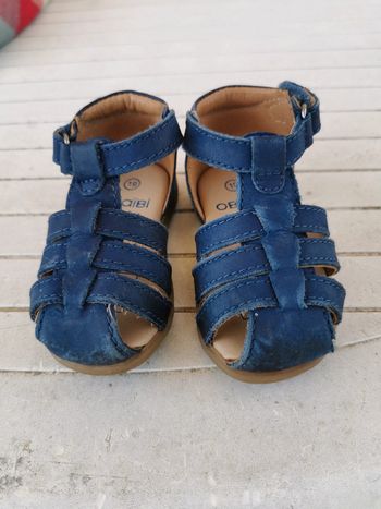Sandales premiers pas tout cuir obaibi taille 19