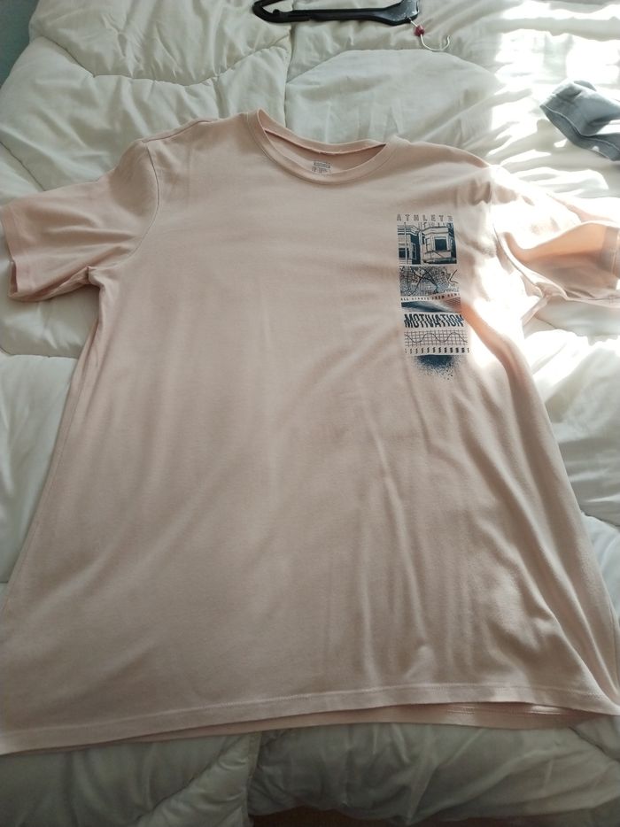 Tee shirt manche courte - photo numéro 1