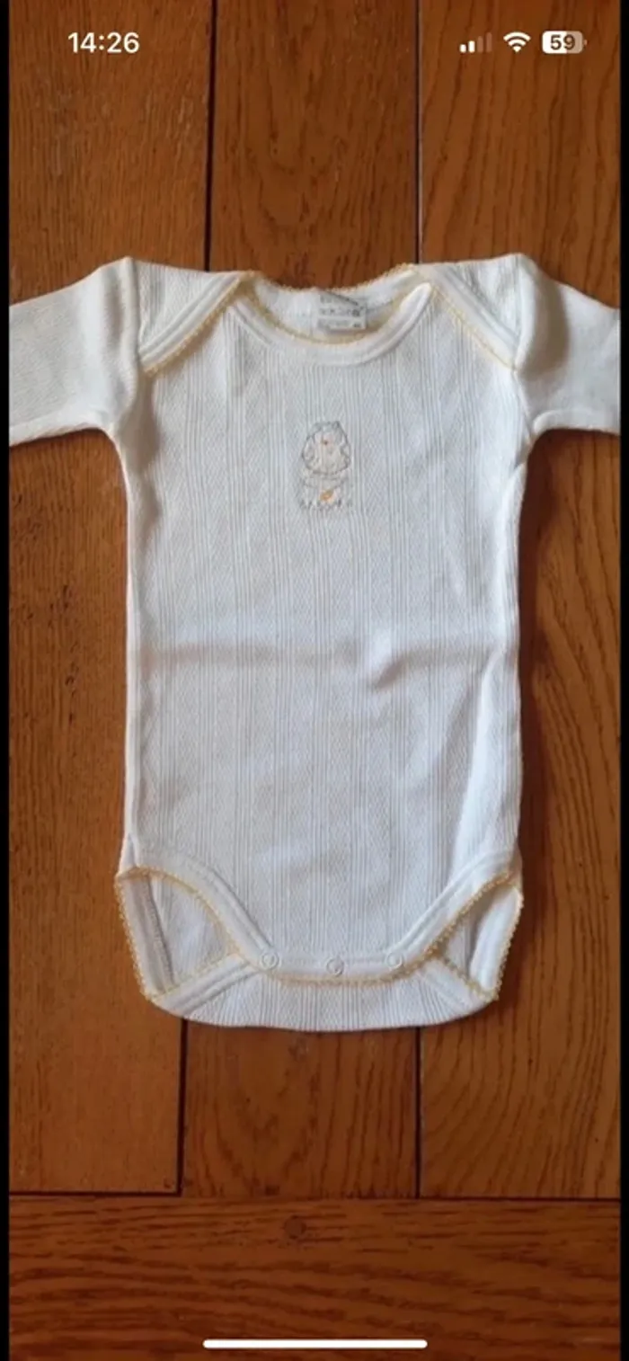 Lot de 3 bodies 3 mois - photo numéro 10