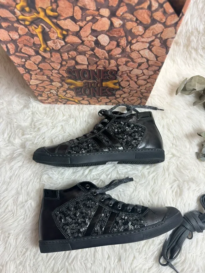 Paire de baskets grises Stones and Bones taille 35 - photo numéro 3