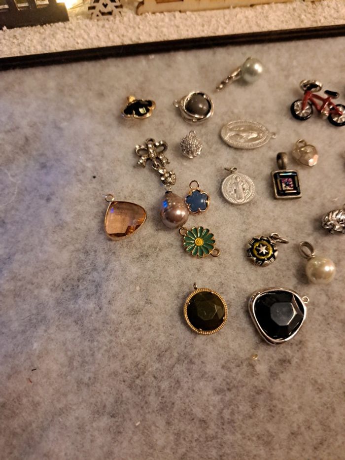 Lot de pendentifs diverses multicolore - photo numéro 9