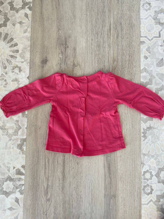 T shirt 6 mois - photo numéro 2