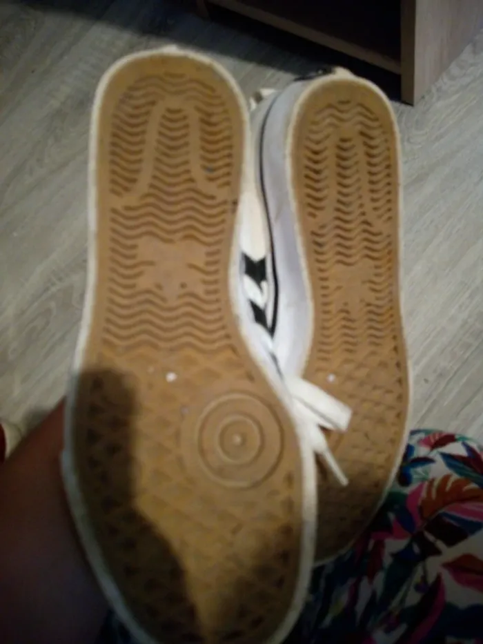 Adidas en toile - photo numéro 2