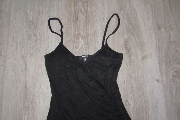 ROBE COURTE NOIRE A BRETELLES "JENNYFER" - TAILLE XS - n°01 - photo numéro 3