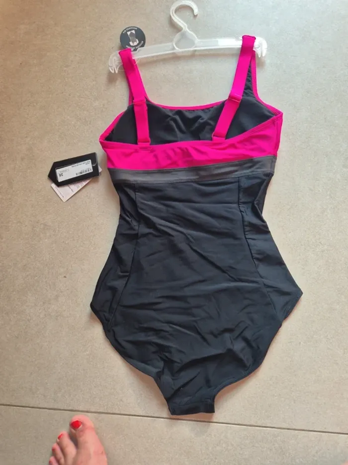 Athlitech maillot de bain piscine natation femme 38 neuf - photo numéro 3