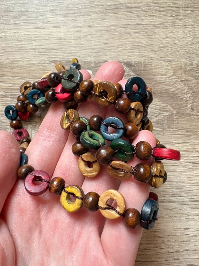 Long collier à perles colorés en bois - photo numéro 2