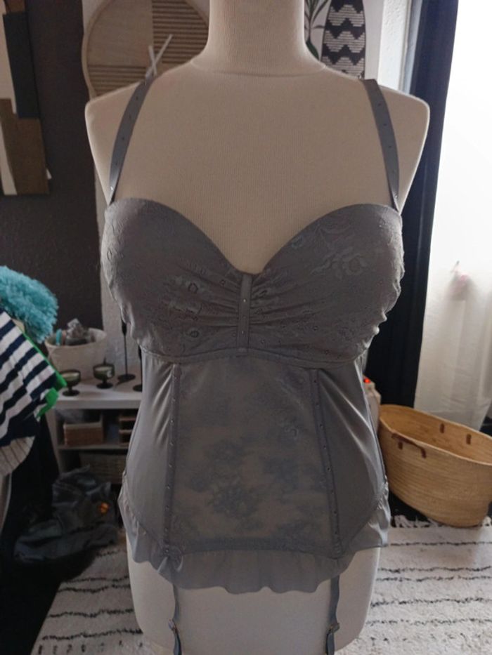 Corset push -up taille 105C neuf Promise - photo numéro 2