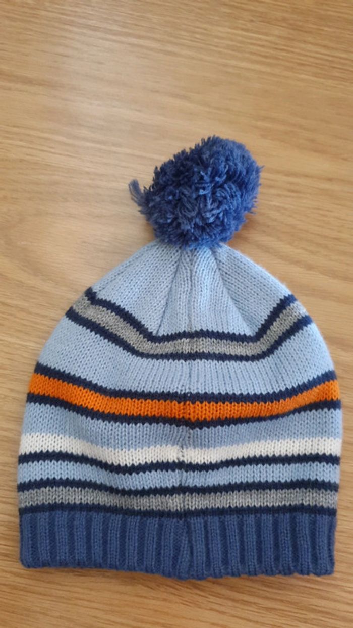 bonnet Disney winnie taille 50 - photo numéro 2