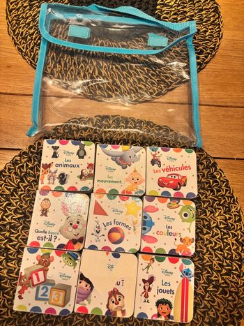 Lot 9 mini livres Disney
