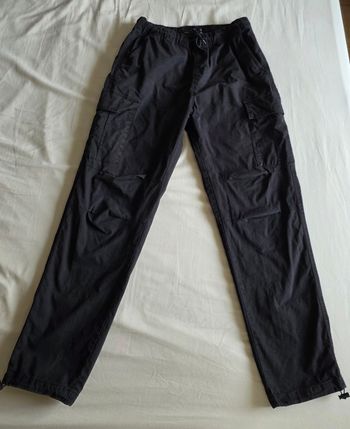 Bershka Pantalon Cargo Coton Noir Très bon état Taille L