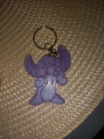 Porte clé stitch epoxy