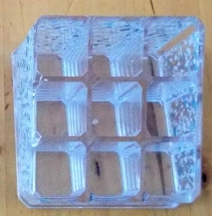 Rangements pour maquillage "La Chaise Longue" - photo numéro 4