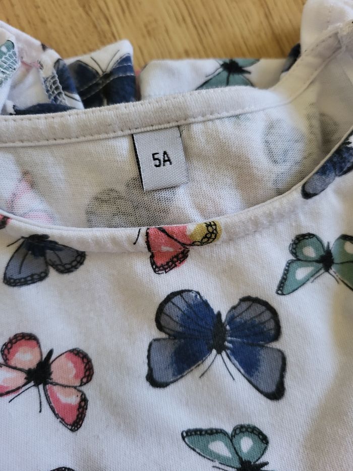 Lot 6 vêtements 5ans - photo numéro 4