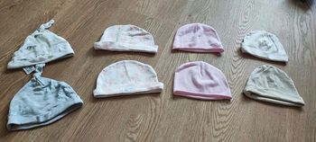 Lot 9 bonnets naissance cotton neuf taille 0-6 mois