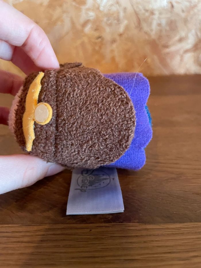 Tsum Tsum officiel Disney la reine Arianna dans Raiponce - photo numéro 6