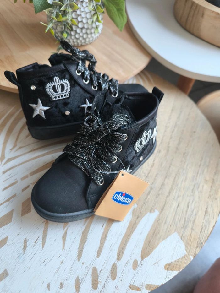 Chaussures montantes Chicco P.26 - photo numéro 2