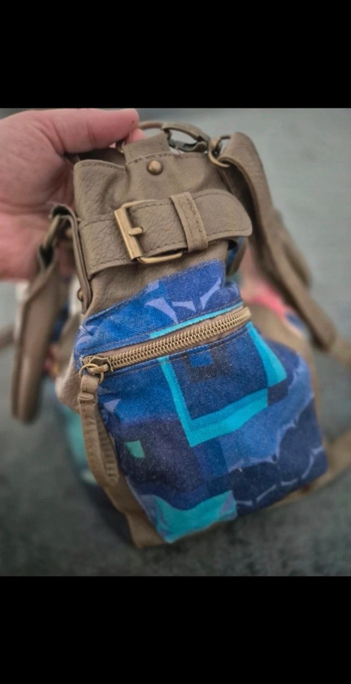 Sac à main bandoulière desigual + portefeuille Desigual - photo numéro 5