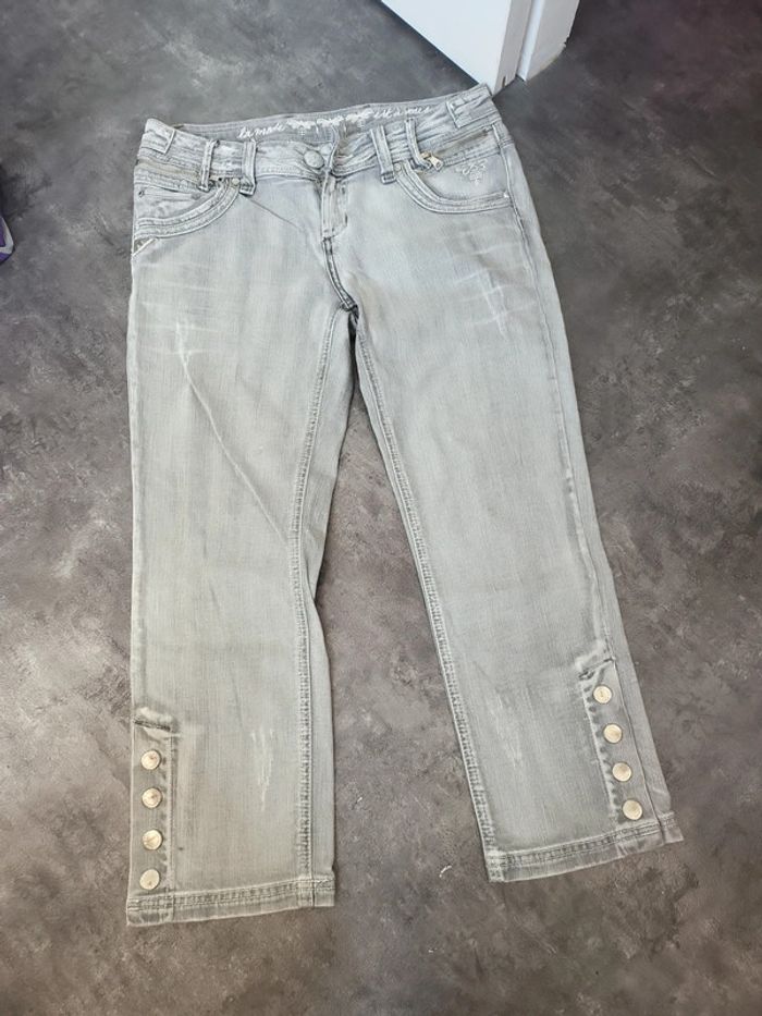 Pantacourt 7/8ème femme 40/42 très bon état LMV