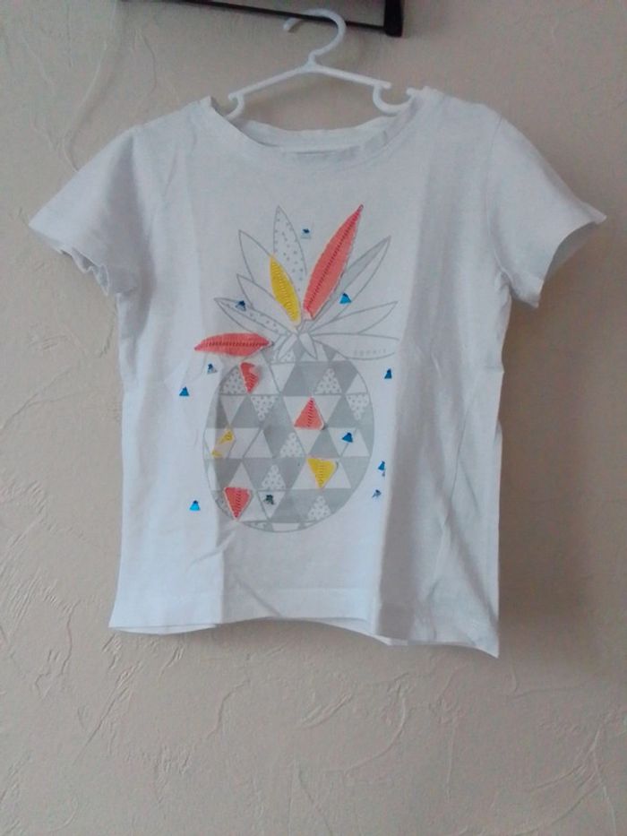 T shirt 4/5 ans
