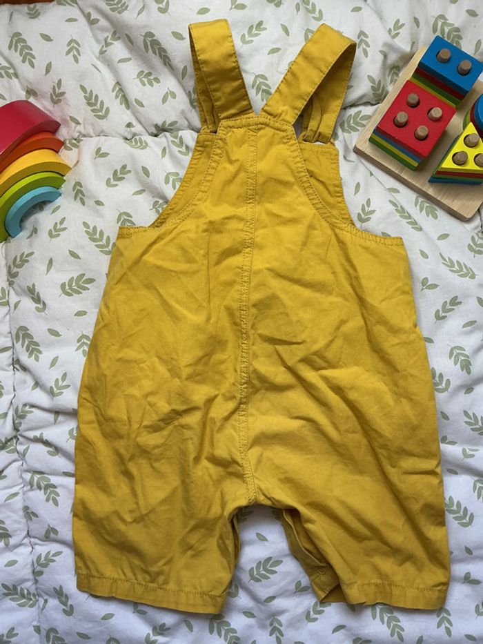 salopette short jaune pressions entre les jambes 23 mois - photo numéro 5