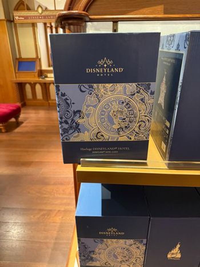 Horloge Disneyland hôtel - photo numéro 2