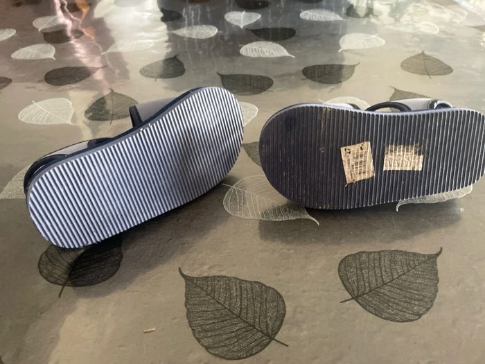 Nu-pieds bleus 27 « crabe » - photo numéro 5